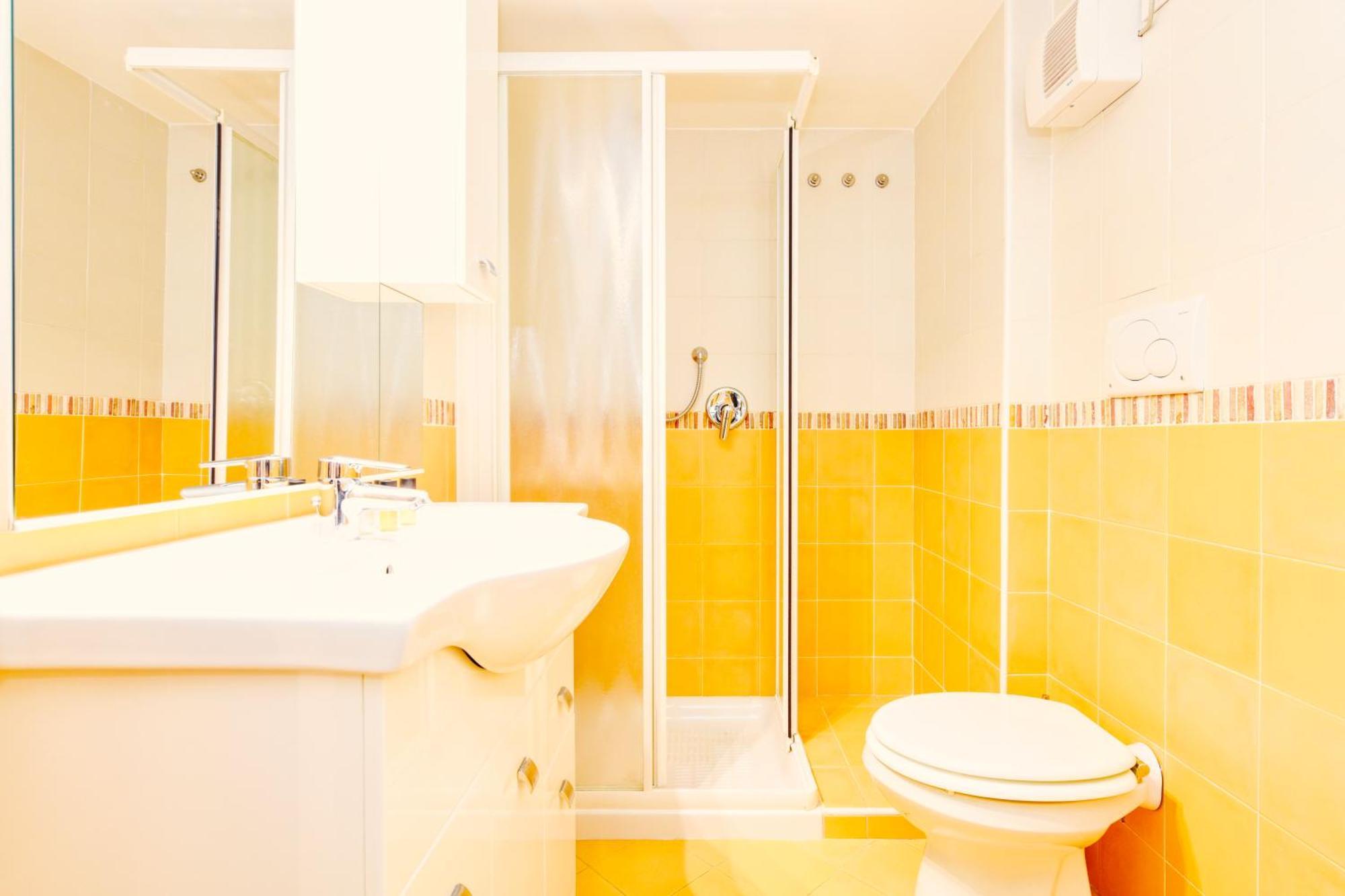 The Riva Apartment ซีร์มิโอเน ภายนอก รูปภาพ